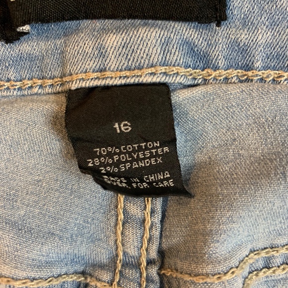 Ashley Stewart’s Light Blue Denim Jeans with front tie-up leg design, Size 16 - Picture 6 of 7